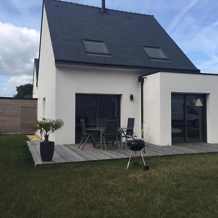 Agréable maison moderne Le Hézo Exterior foto